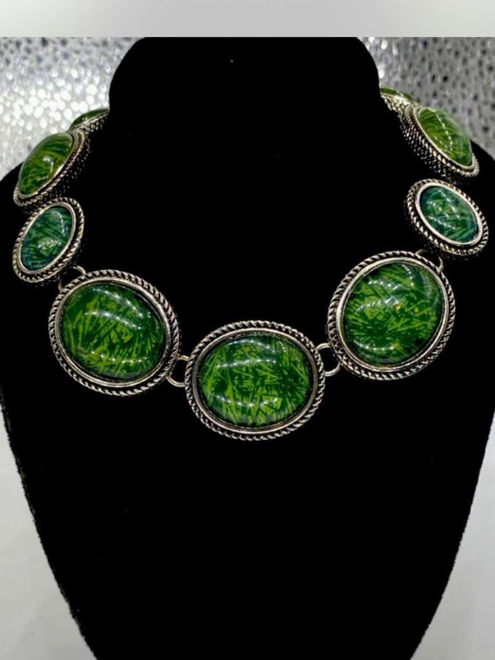 Napier *** Jade Green Statement Necklace /  Oval Cabochons ***